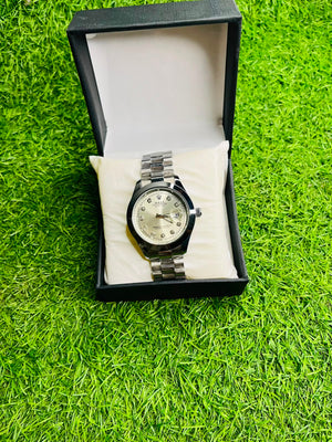 Rolex Selver massage me on whatsapp